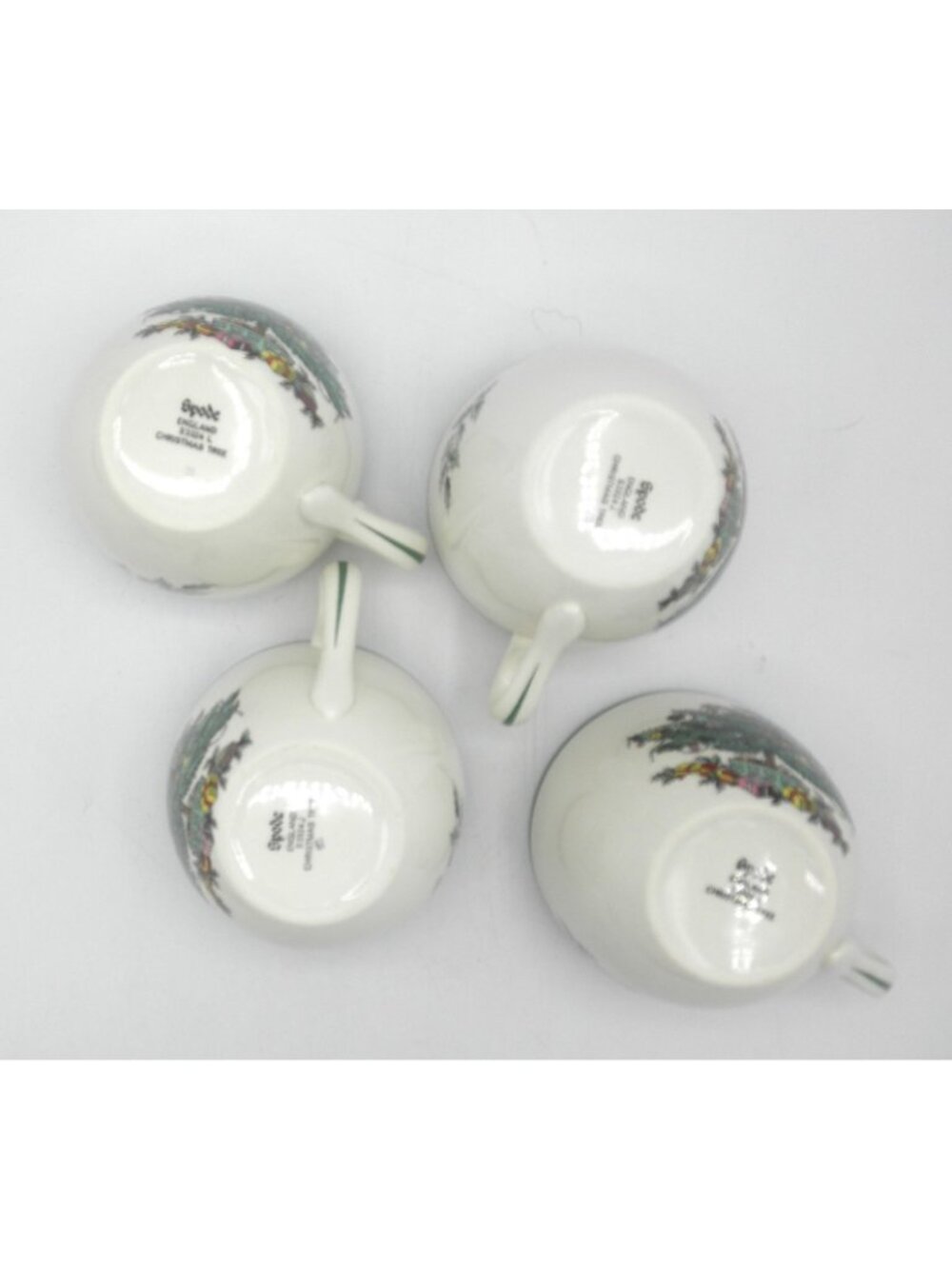 Christmas Tree by Spode Flat Cup & Saucer Set of 4 Pattern Code: SP CHT England - Picture 6 of 12